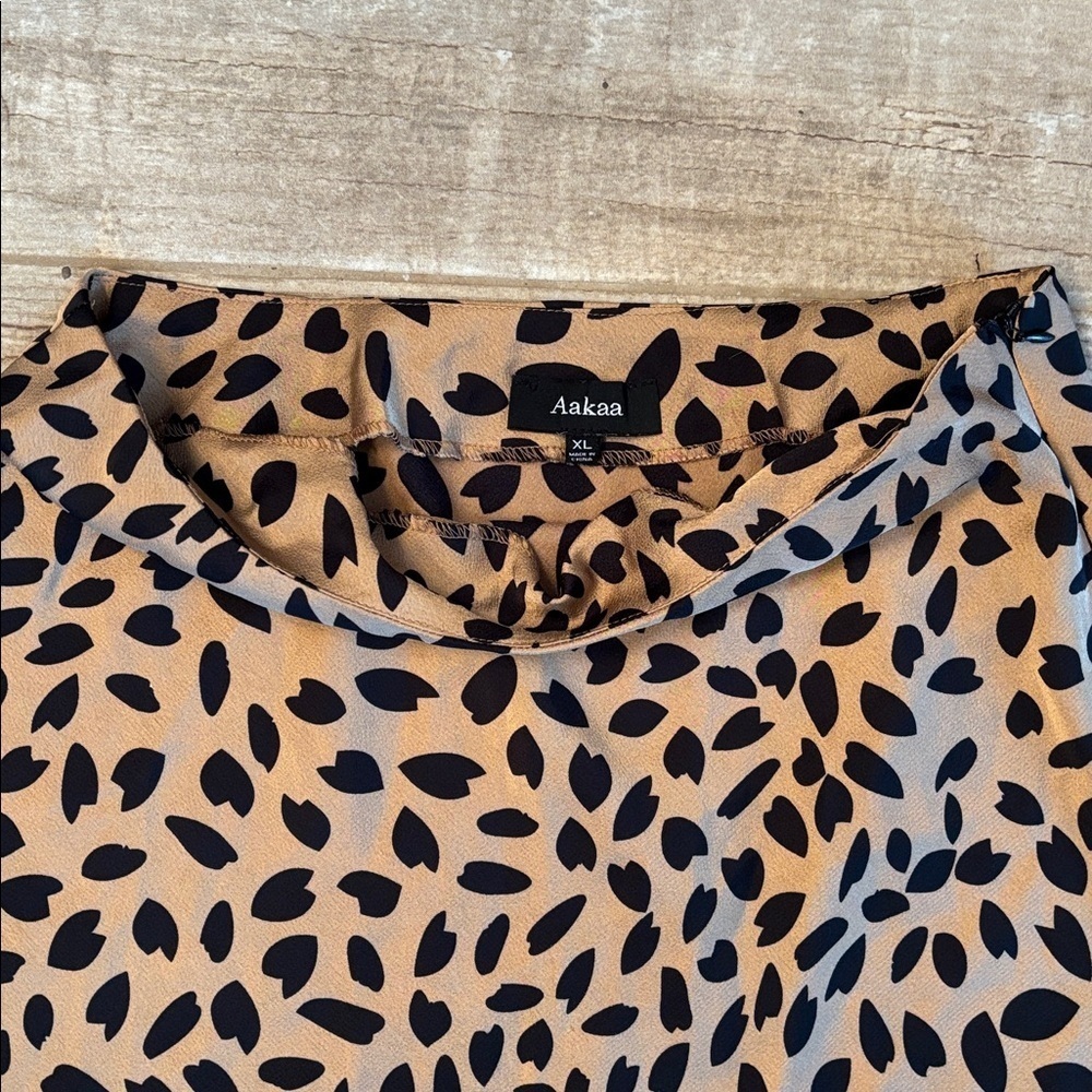 Aakaa Leopard Print A-Line Skirt - Picture 2 of 2